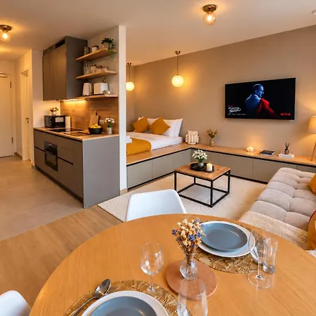 Appartement Urban With Cozy Touches Luxemburg